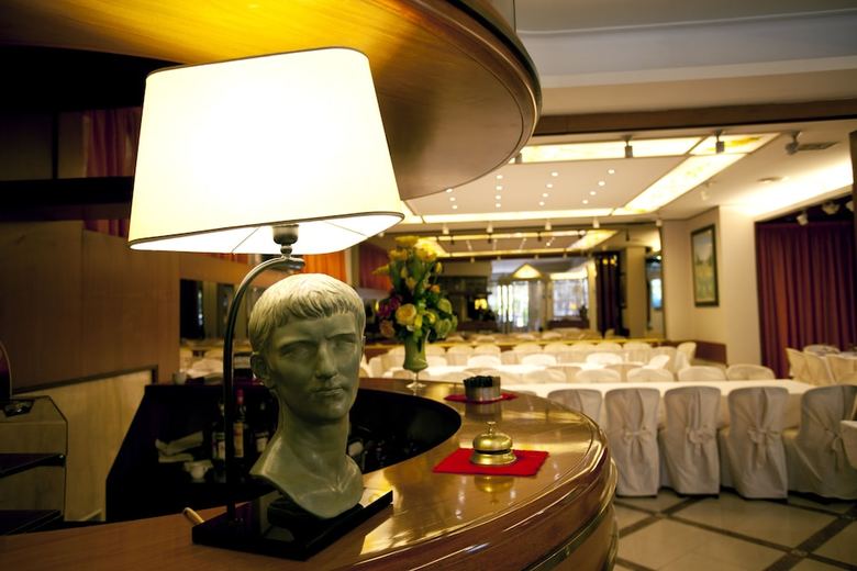 Hotel Augustus