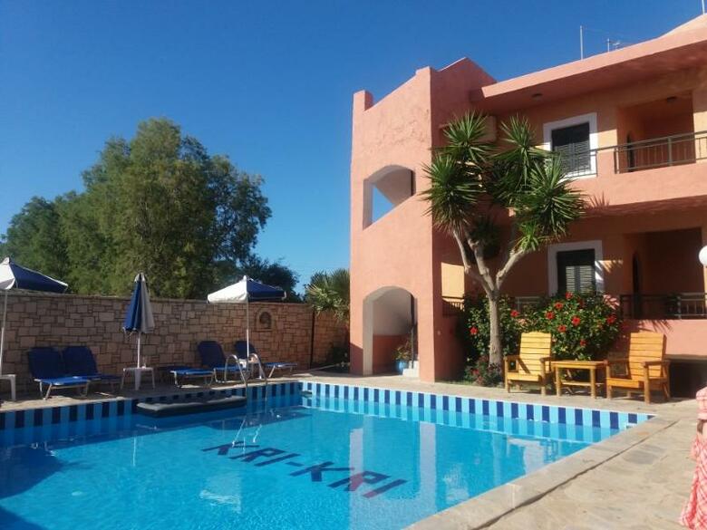 Hotel Kri Kri Village