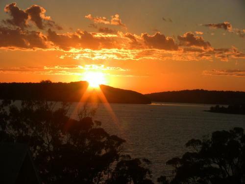 A Lakehouse Escape