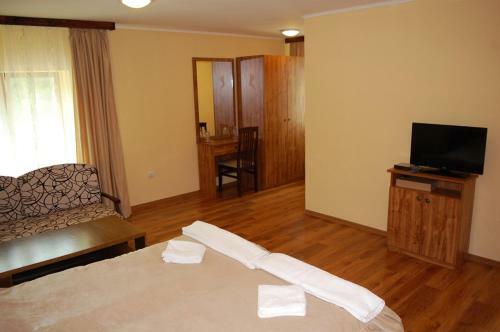 Hotel Valdi Hill Complex