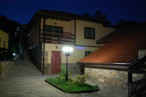 Hotel Valdi Hill Complex