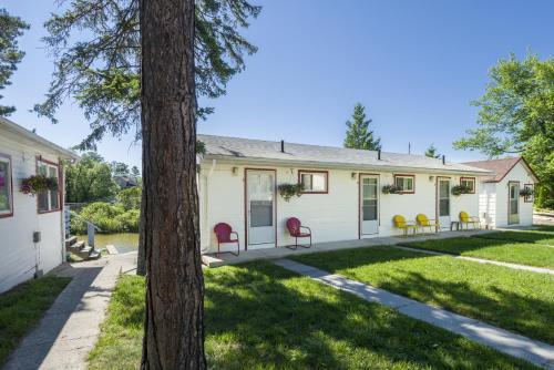 Lodge Hollywood Cottages
