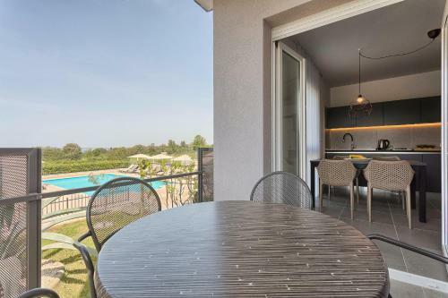 Apartments Astinian