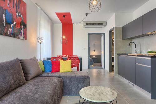 Apartments Astinian