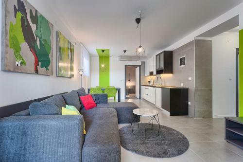 Apartments Astinian