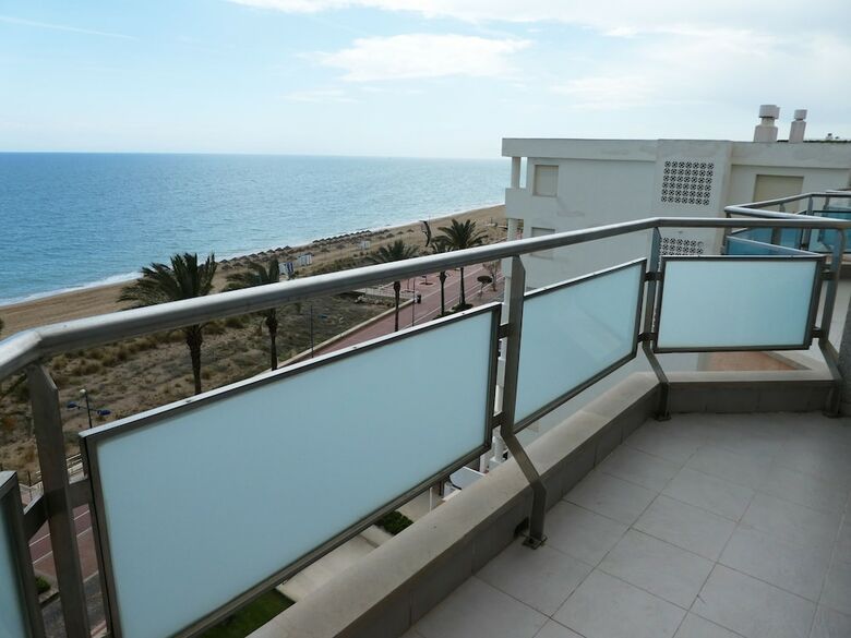 Apartamentos Surfing 3000