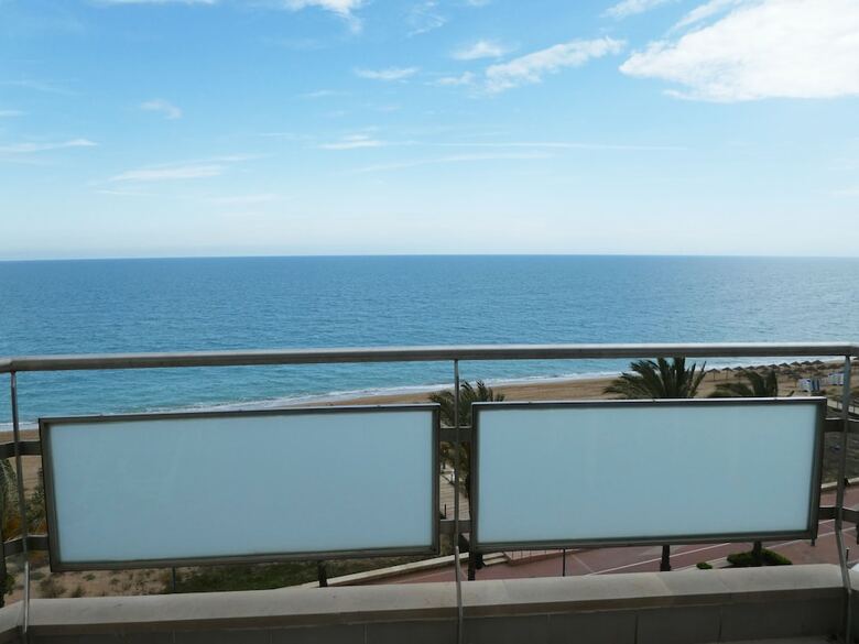 Apartamentos Surfing 3000
