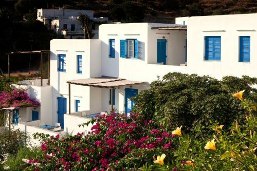 Alexandros Hotel