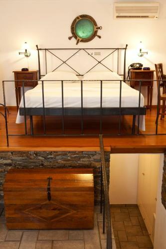 Alexandros Hotel