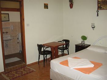 Paris Hotel