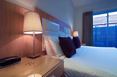 Aparthotel The Buckingham Serviced Apartment