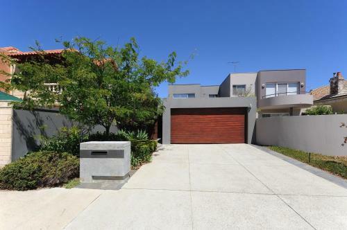 Cottesloe Beach House II
