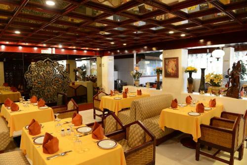 Al Hambra Hotel