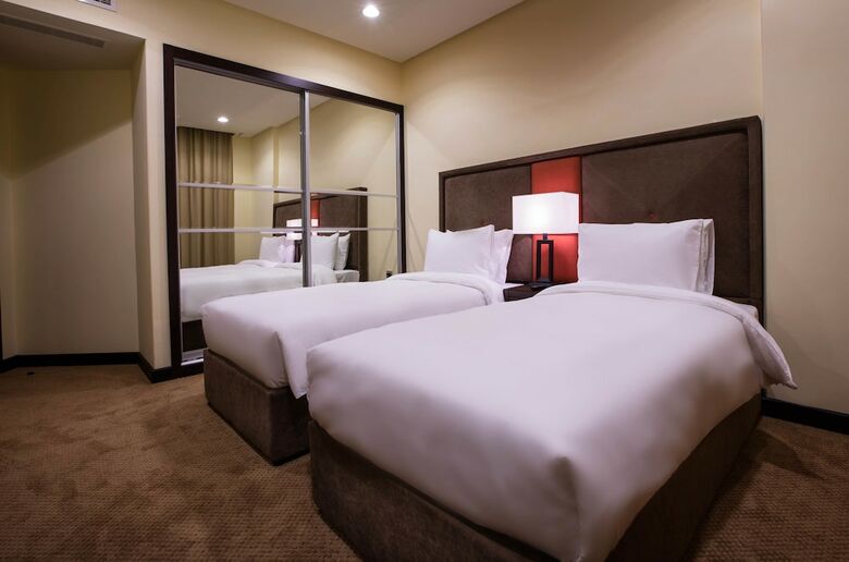 Orange Suites Hotel