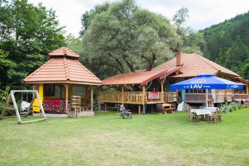 Kamp Dvije Vrbe
