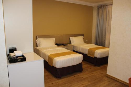 Venice Lodge