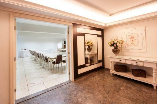 Reisper Palace Hotel