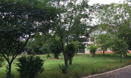 Villa Cherry Orchard Residence