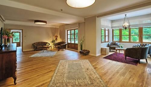 Villa Cherry Orchard Residence