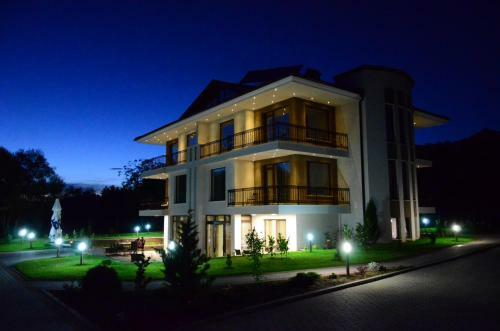 Hostal Guesthouse Green Fields
