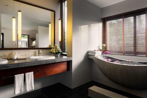 Hillocks Hotel & Spa