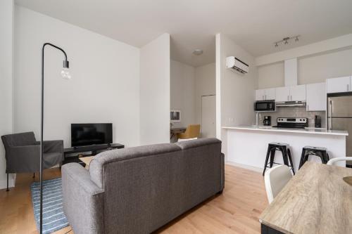 Apartment On Rue De La Visitation 201