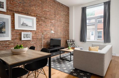 Apartment On Rue De La Visitation 201