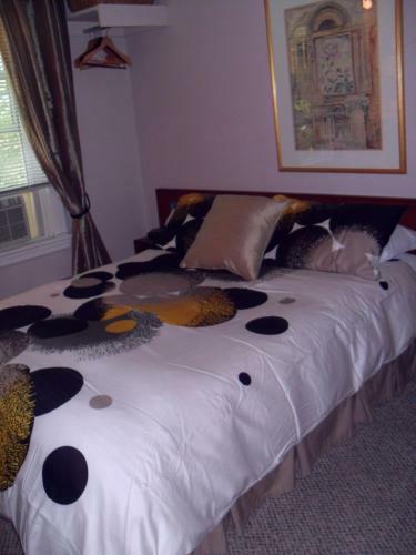 Homestead House B&B