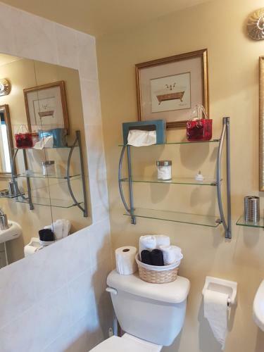 Homestead House B&B