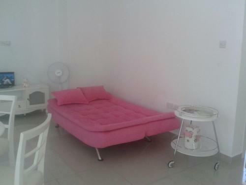 White Suit Apartment