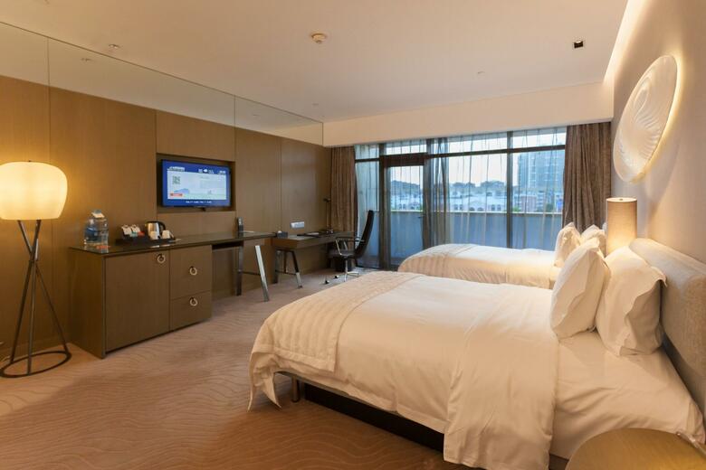 Hotel Le Meridien Qingdao West Coast Resort