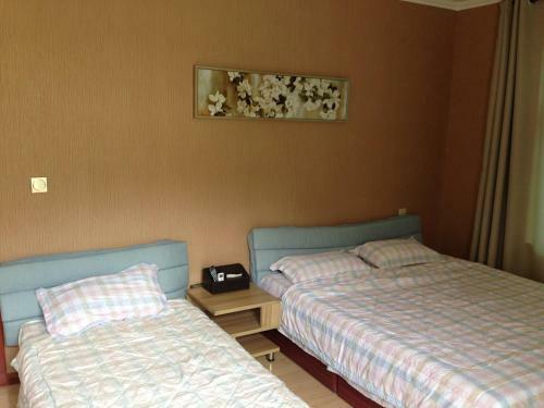 Qingdao Xiufengge Inn