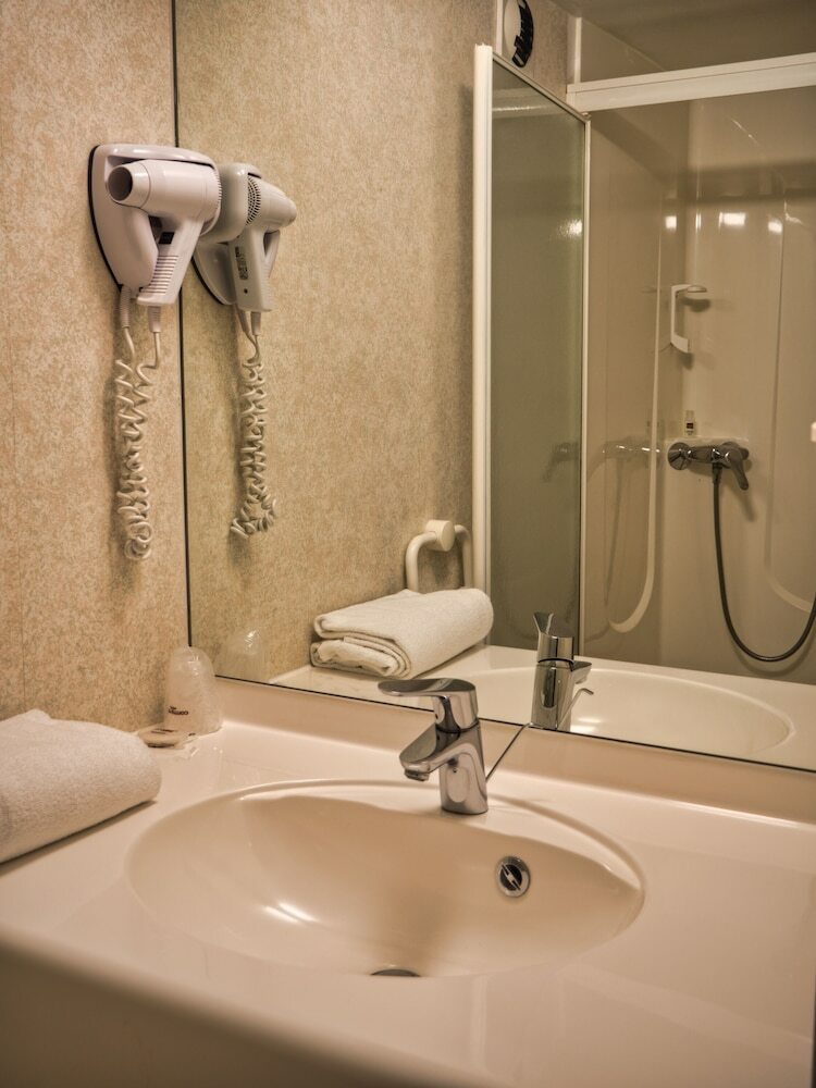 Contact Hotel Le Seino Marin - Cl�on Elbeuf
