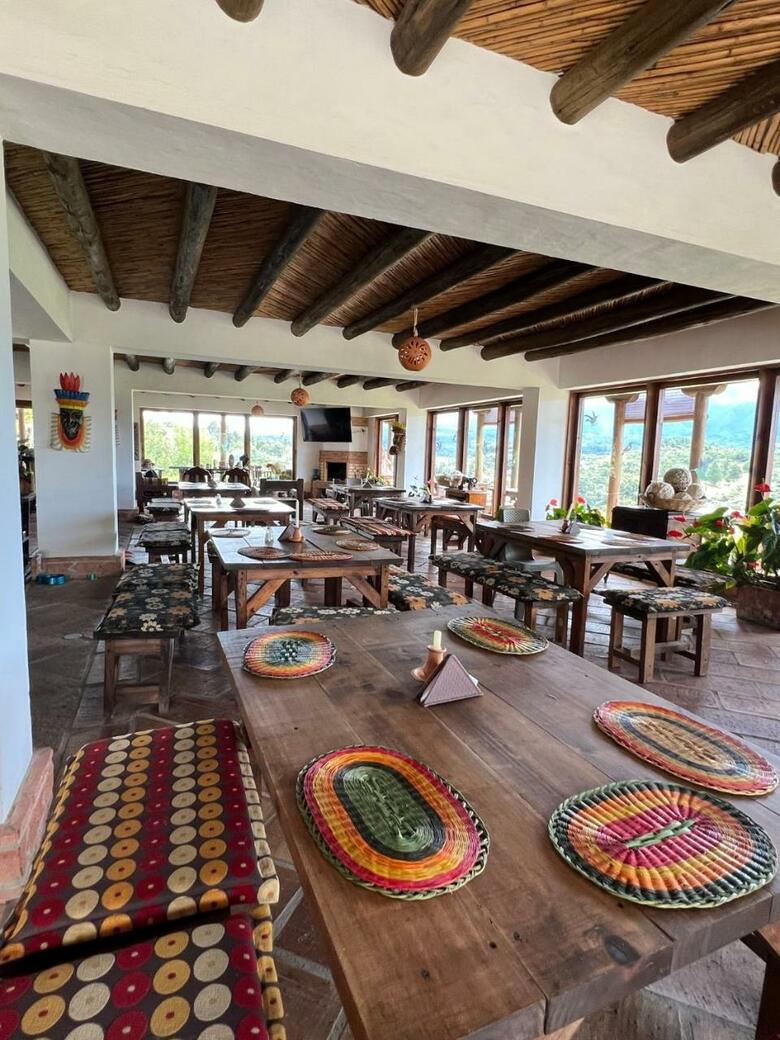 Lodge Caba�as Aventura Park La Periquera