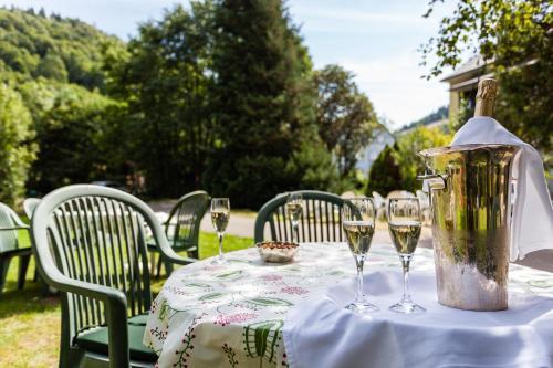 Hotel De La Poste - Logis De France