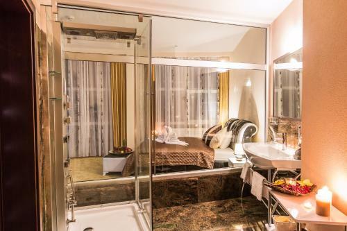 Hotel Miraj Resort