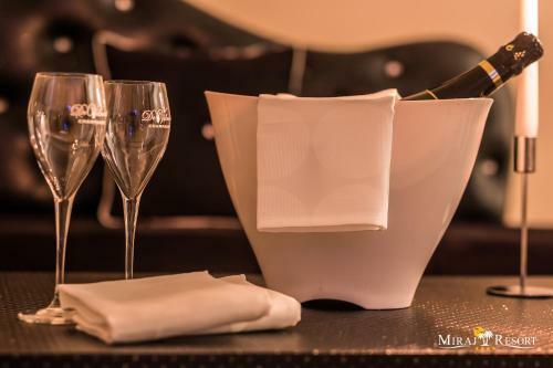 Hotel Miraj Resort