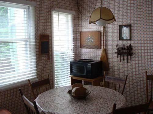Morris House - 28