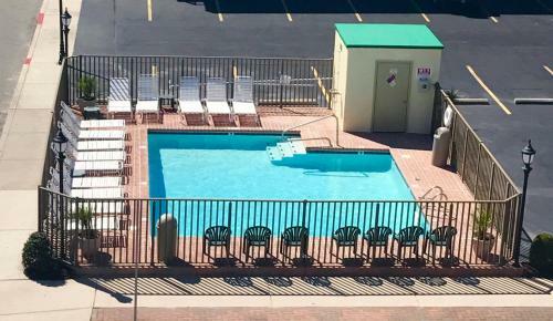 Executive Motel