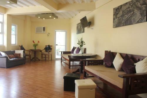 Hostal Dahome Pension