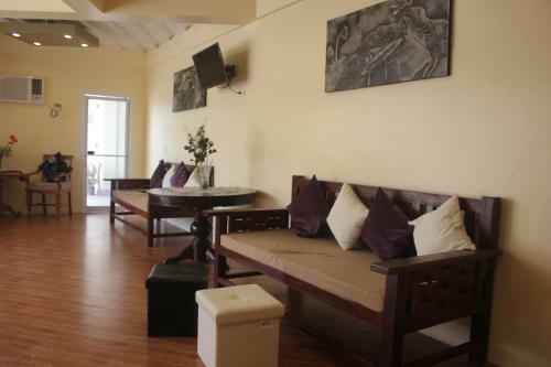 Hostal Dahome Pension
