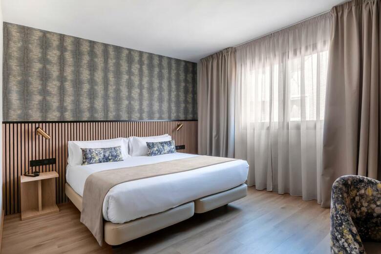 Hotel Acta Pir�mides