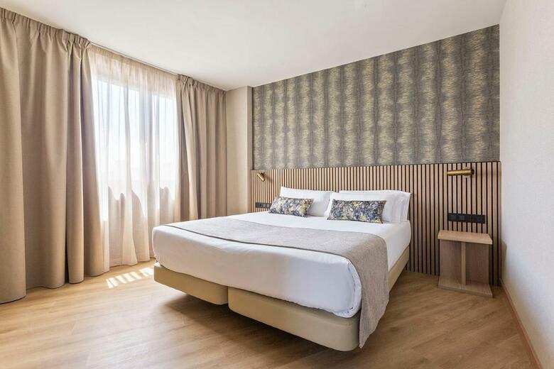 Hotel Acta Pir�mides