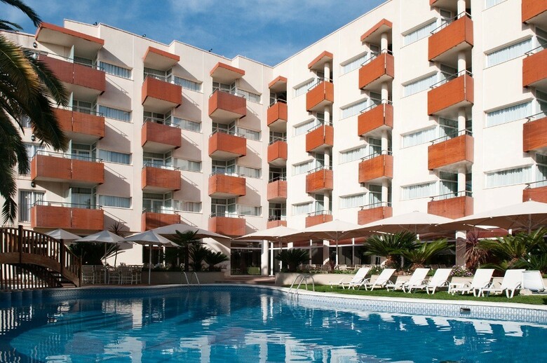 Hotel Monica