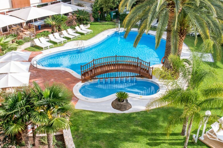 Hotel Monica