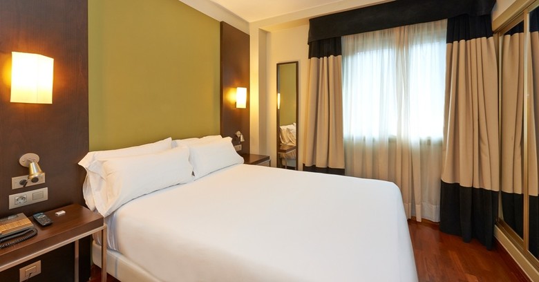 Hotel NH Sport