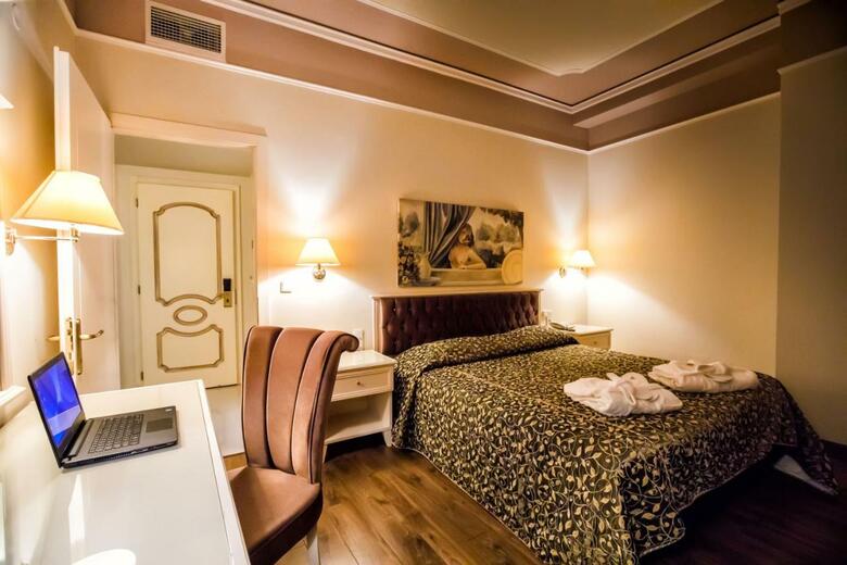 Hotel Kouros