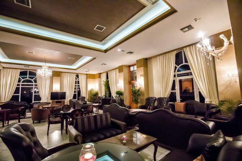Hotel Kouros