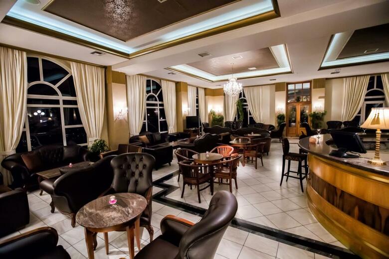 Hotel Kouros