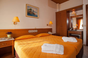 Acropole Delphi Hotel